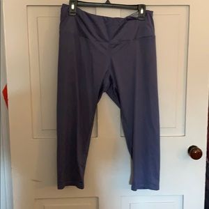 RBX gray Capri athletic leggings xL